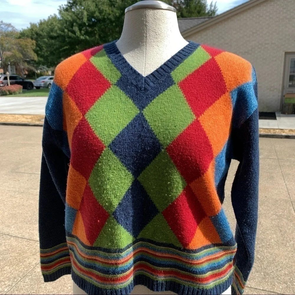 Liz Claiborne wool blend argyle v-neck sweater - Picture 2 of 12